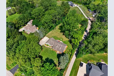 6242  Pleasant Valley Rd, Cedarburg, WI 53024 - Photo 38