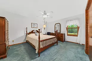 15720 W Roualt St, Brookfield, WI 53005 - Photo 18