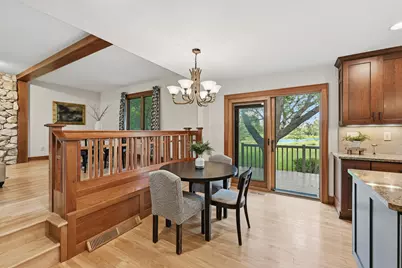 15270  Red Fox Ln, Elm Grove, WI 53122 - Photo 14