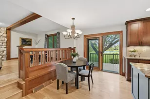 15270 Red Fox Ln, Elm Grove, WI 53122 - Photo 14