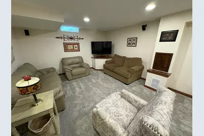 18400  Chevy Chase, Brookfield, WI 53045 - Photo 28