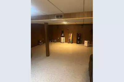 5740 N 98th St, Milwaukee, WI 53225 - Photo 10