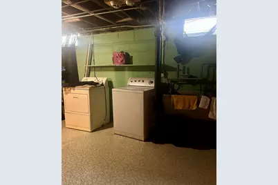 5740 N 98th St, Milwaukee, WI 53225 - Photo 12