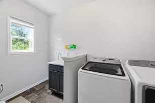 7372 N Cassie Ave, Milwaukee, WI 53224 - Photo 28