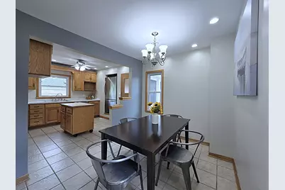 9609 W Grant St, West Allis, WI 53227 - Photo 8