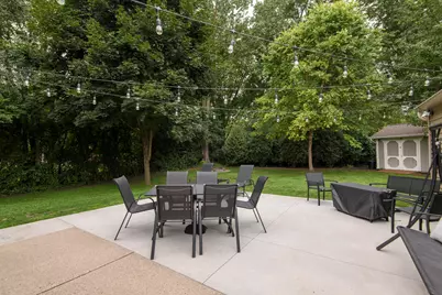 1608  Beverly Ln, West Bend, WI 53090 - Photo 4