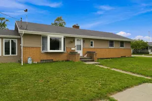 3519 W Marshall St, Manitowoc, WI 54220 - Photo 1