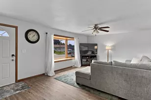 3519 W Marshall St, Manitowoc, WI 54220 - Photo 2