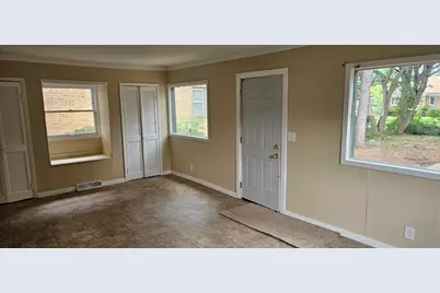 2871 N 50th St, Milwaukee, WI 53210 - Photo 4