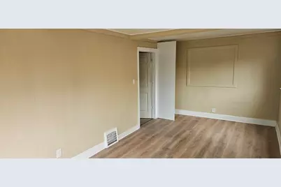 2871 N 50th St, Milwaukee, WI 53210 - Photo 6