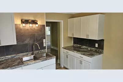 2871 N 50th St, Milwaukee, WI 53210 - Photo 2