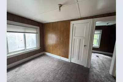 1933 S 68th St, West Allis, WI 53219 - Photo 8