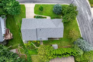 4820 13th St, Goodview, MN 55987 - Photo 34