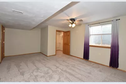 2911  Clear Water Ln, Waukesha, WI 53189 - Photo 34