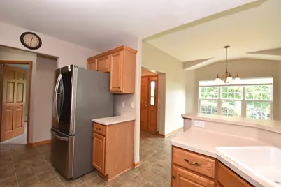 2911  Clear Water Ln, Waukesha, WI 53189 - Photo 20