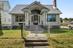 2202 Henry St, Sheboygan, WI 53081 - Photo 2