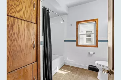 2202  Henry St, Sheboygan, WI 53081 - Photo 10