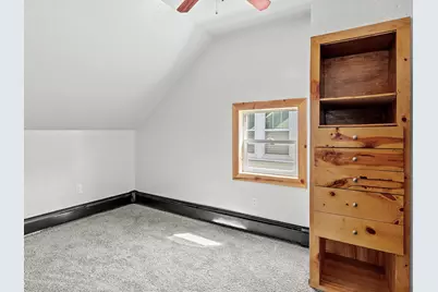 2202  Henry St, Sheboygan, WI 53081 - Photo 14