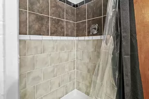 2202 Henry St, Sheboygan, WI 53081 - Photo 18