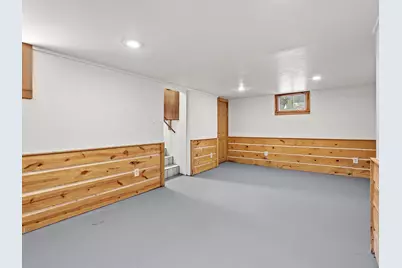 2202  Henry St, Sheboygan, WI 53081 - Photo 20