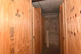 2121 N Cambridge Ave, Milwaukee, WI 53202 - Photo 20