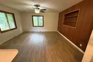 8414 S Verdev Dr, Oak Creek, WI 53154 - Photo 4