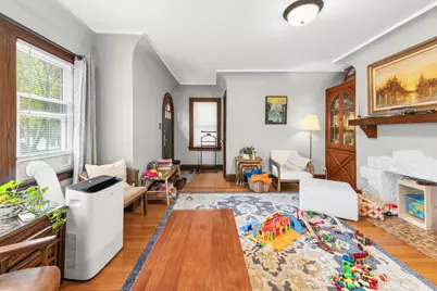 1554 E Hampton Dr, Whitefish Bay, WI 53217 - Photo 4