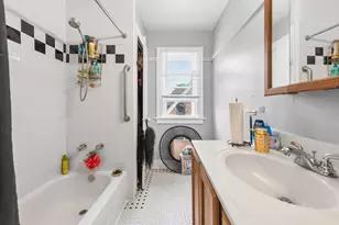 1554 E Hampton Dr, Whitefish Bay, WI 53217 - Photo 30