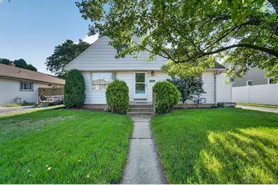 4310 S Iowa Ave, Saint Francis, WI 53235 - Photo 1