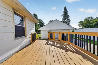 4310 S Iowa Ave, Saint Francis, WI 53235 - Photo 16
