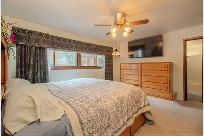 W152N7406  Westwood Dr, Menomonee Falls, WI 53051 - Photo 28