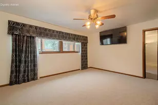 W152N7406 Westwood Dr, Menomonee Falls, WI 53051 - Photo 28