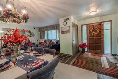 W152N7406  Westwood Dr, Menomonee Falls, WI 53051 - Photo 4