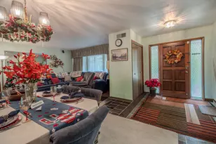 W152N7406 Westwood Dr, Menomonee Falls, WI 53051 - Photo 4