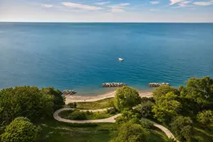 4937 N Hollywood Ave, Whitefish Bay, WI 53217 - Photo 32