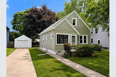4937 N Hollywood Ave, Whitefish Bay, WI 53217 - Photo 1