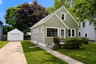4937 N Hollywood Ave, Whitefish Bay, WI 53217 - Photo 1