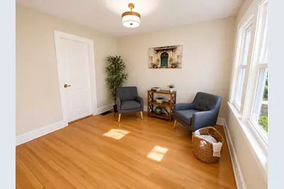 4937 N Hollywood Ave, Whitefish Bay, WI 53217 - Photo 6