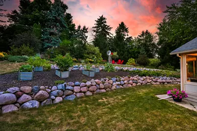 16520 W Heatherly Dr, New Berlin, WI 53151 - Photo 40