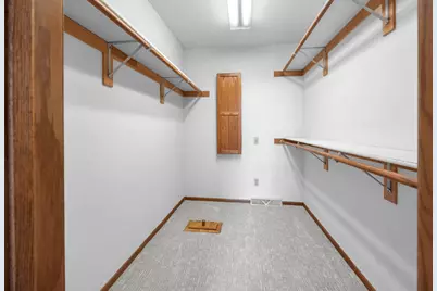 21840  Doneswood Dr, Brookfield, WI 53186 - Photo 22