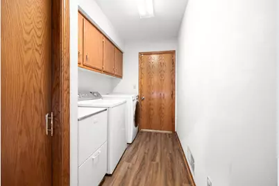 21840  Doneswood Dr, Brookfield, WI 53186 - Photo 16