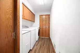21840 Doneswood Dr, Brookfield, WI 53186 - Photo 16