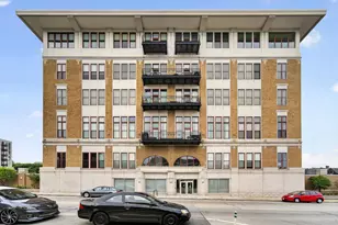 1325 N Van Buren St, Milwaukee, WI 53202 - Photo 22