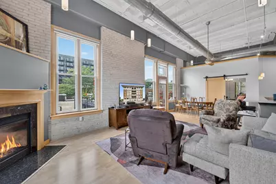 1325 N Van Buren St #202, Milwaukee, WI 53202 - Photo 4
