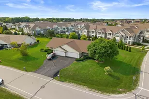 8407 S Cortland Dr, Oak Creek, WI 53154 - Photo 38