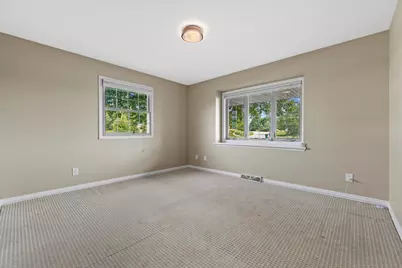 8407 S Cortland Dr, Oak Creek, WI 53154 - Photo 20