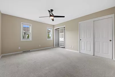 8407 S Cortland Dr, Oak Creek, WI 53154 - Photo 16