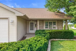 8407 S Cortland Dr, Oak Creek, WI 53154 - Photo 1