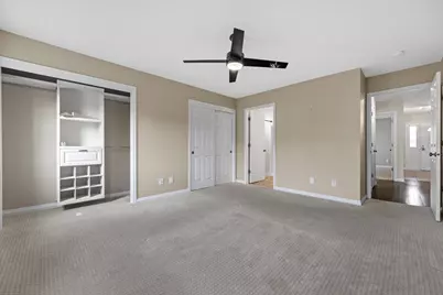 8407 S Cortland Dr, Oak Creek, WI 53154 - Photo 16