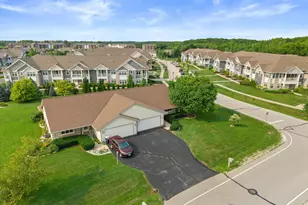 8407 S Cortland Dr, Oak Creek, WI 53154 - Photo 36